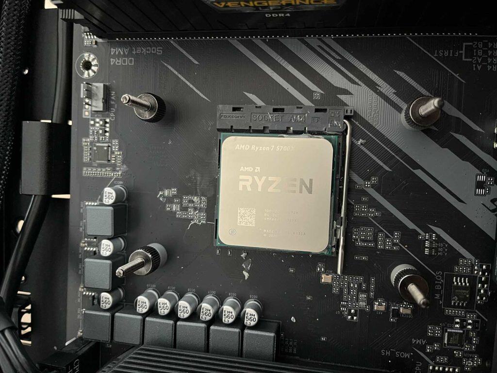 Installation de la pompe du Corsair Nautilus 360 RS LCD