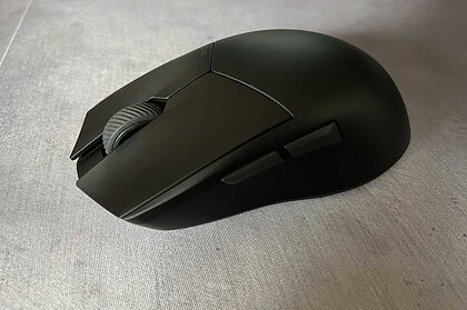 La be quiet! Dark Perk Ergo posée sur un tapis de souris