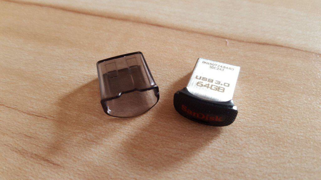 SanDisk Ultra Fit - Difficile de faire plus petit non?