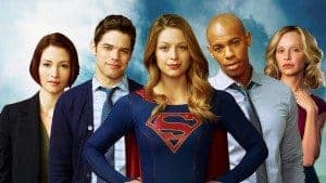 Supergirl - Le casting crédible mais qui surjoue.