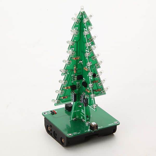 Sapin de Noël 3d didactique pour apprendre l'éléctronique