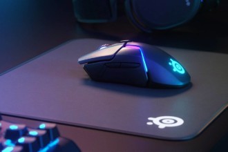 Une souris gaming sans fil, la SteelSeries Rival 650