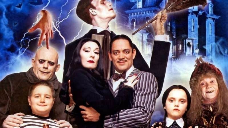 Série Famille Addams Netflix Tim Burton