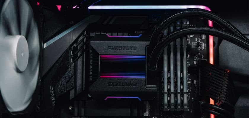 Le visuel officiel du Phanteks Glacier One MP