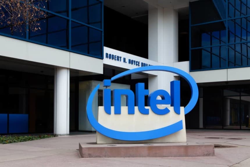 Rétro Geek : le premier microprocesseur d’Intel fête ses 50 ans