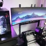Le Free Standing Single Monitor Stand intégré dans un setup