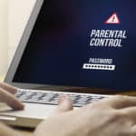 Pourquoi utiliser un logiciel de contrôle parental pour téléphone portable en [year] ?