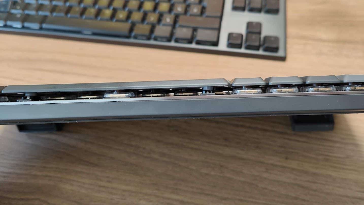 Logitech MX Mechanical Mini - très fin ce clavier !