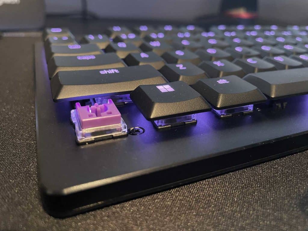 Gros plan sur les touches du Razer DeathStalker V2 Pro