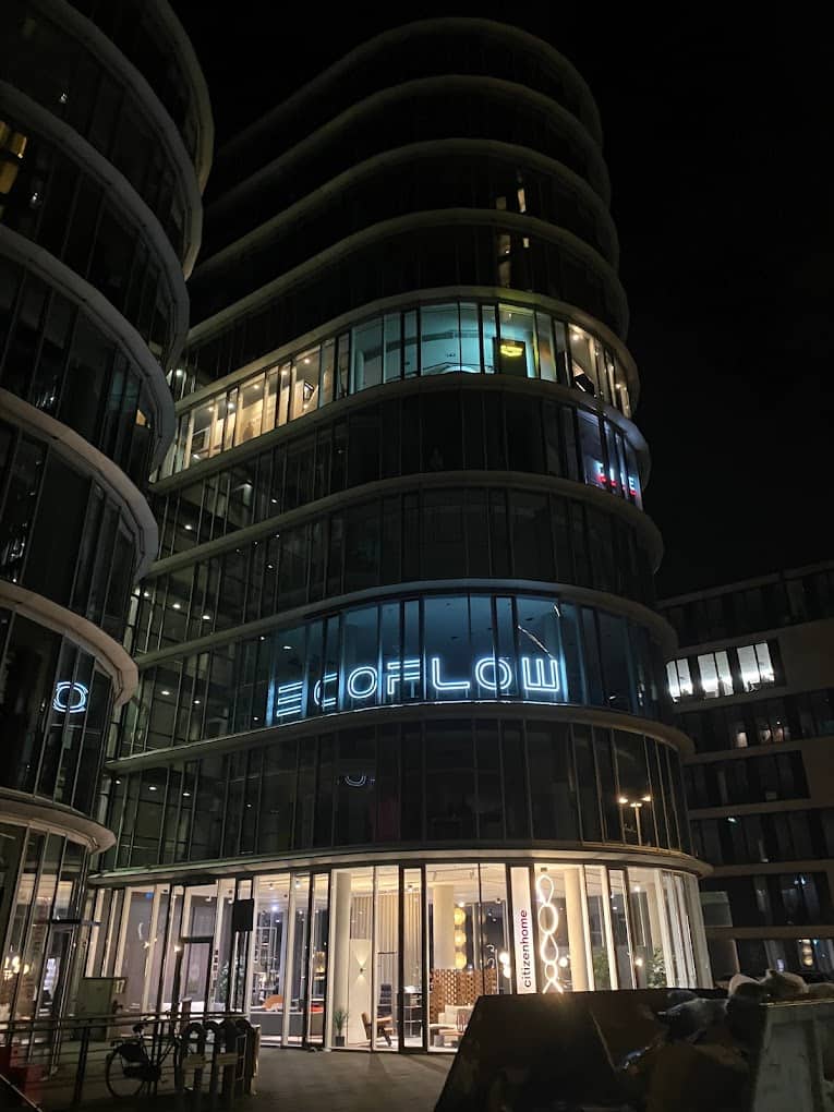 Le quartier général européene se trouve en Allemagne à Düsseldorf