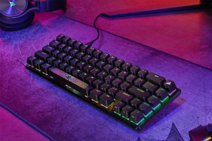 Le visuel officiel du Corsair K65 Pro Mini