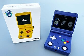 La console Anbernic RG34XXSP et son packaging