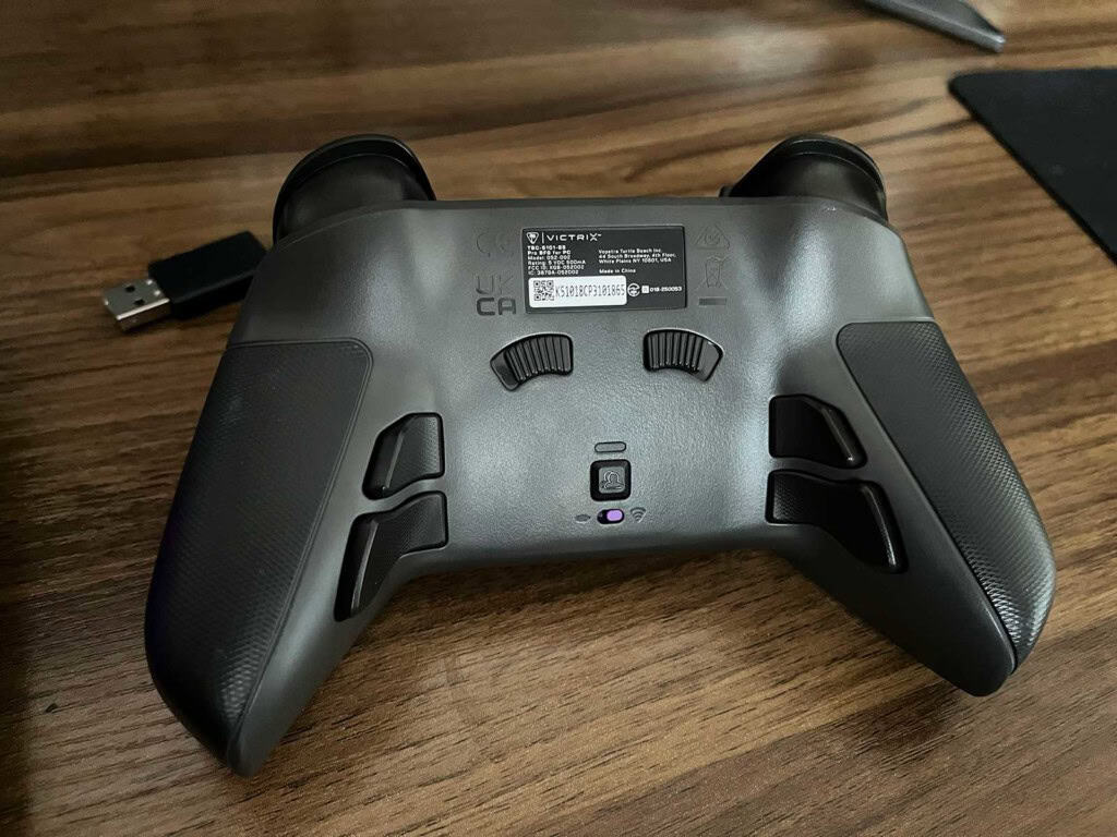 Le dos de la Victrix Pro BFG Reloaded