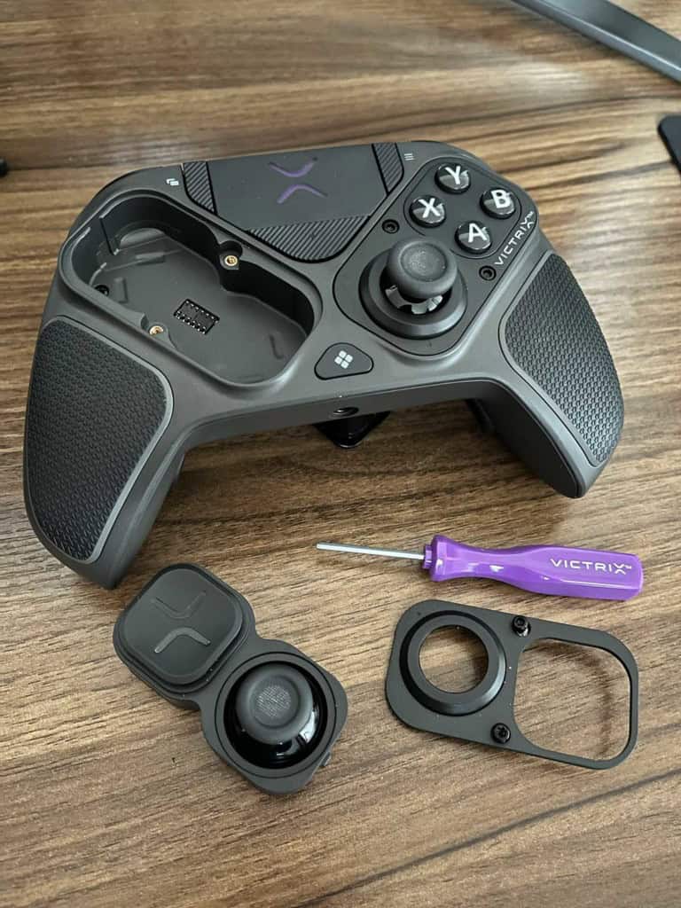 La Victrix Pro BFG Reloaded démontée