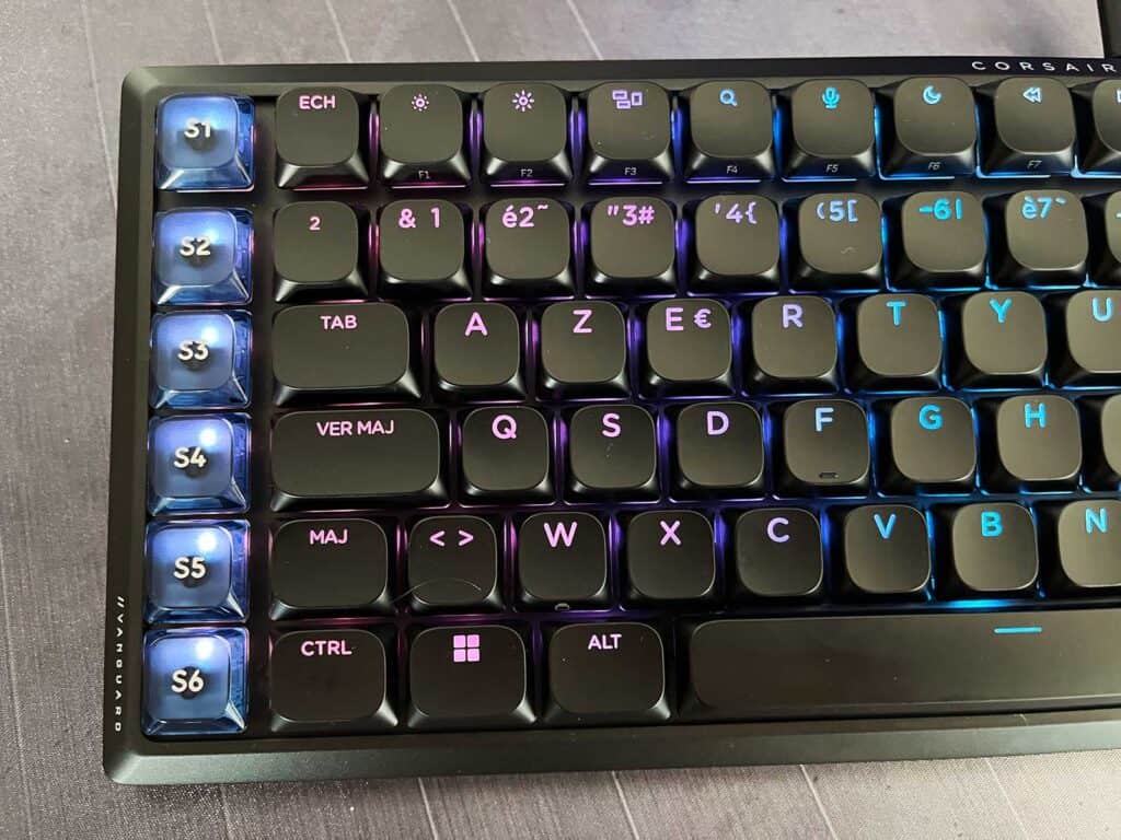 Les touches programmables du Corsair Vanguard AIR 99 Wireless