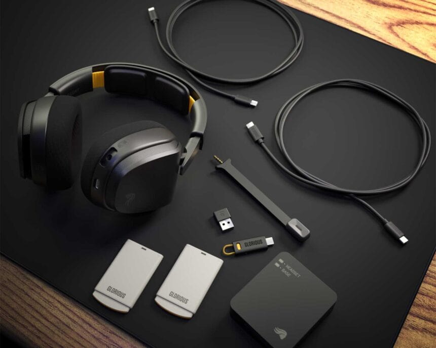 le GHS Wireless InfinitePlay avec ses accessoires posé sur un bureau